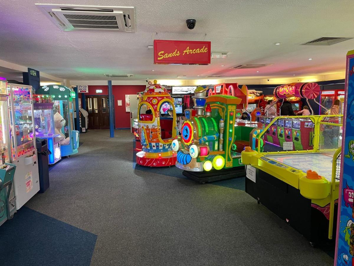 341 Family Caravan At Marine Holiday Park, Sleeps 6 Hotell Rhyl Eksteriør bilde